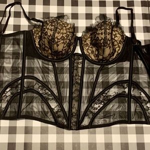 Victoria's Secret Very Sexy Black Lace Bustier 36D
